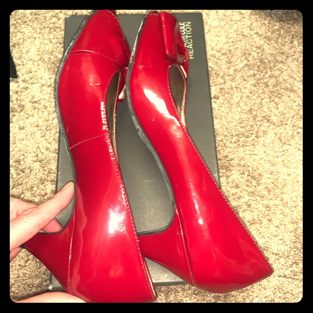 Kenneth Cole Red Patent Pump / Heel Shoes 10👠👠